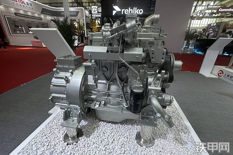 上柴SC4H发动机展会( )