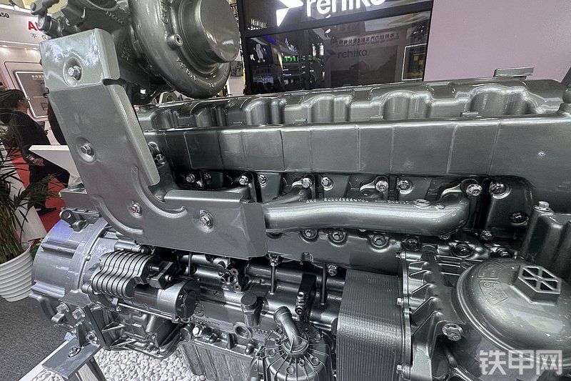 上柴SC8Y发动机展会( )