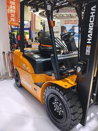 杭叉 CPD35-XEY2HA-SI 叉车