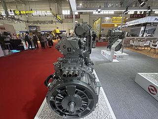 上柴SC8Y发动机展会( )