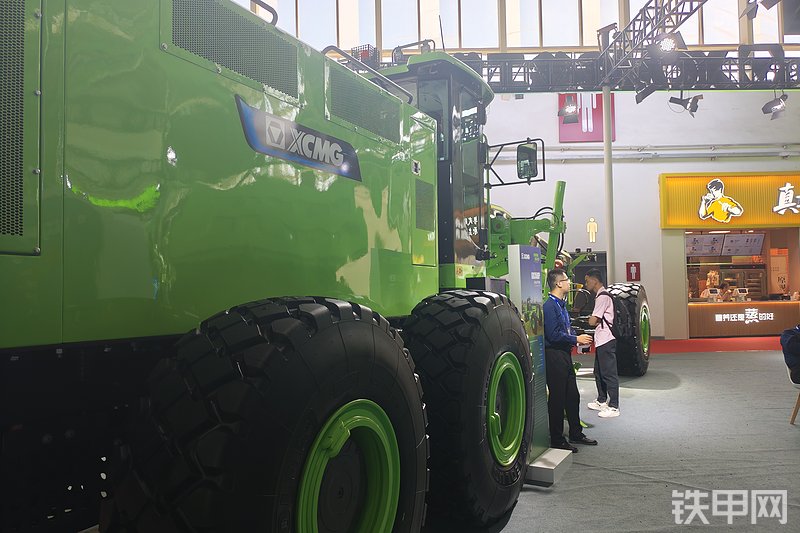 徐工GR350EP平地机展会( )