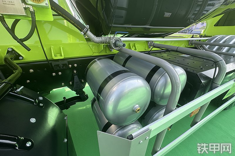 中联重科ZLJ5310GJBLBEV1-8FD搅拌运输车展会( )