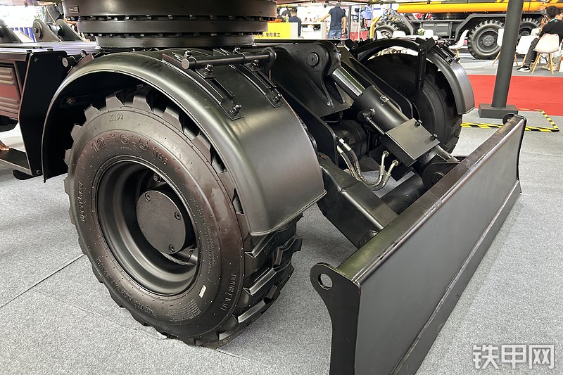 詹阳重工JYL608-D挖掘机展会( )