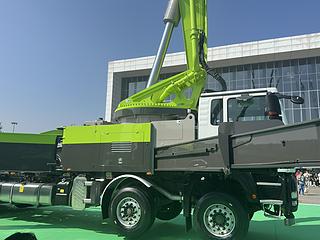中联重科ZLJ5552THBKF 73X-6RZ泵车展会( )