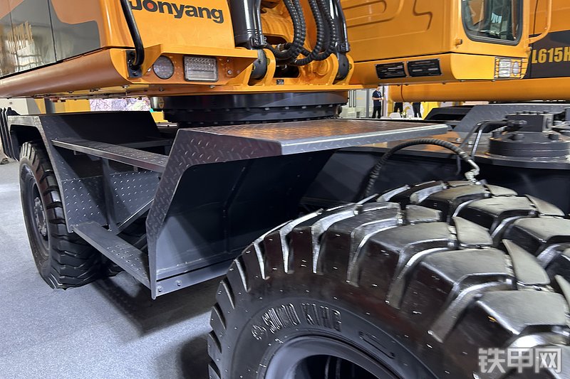 詹阳重工JYL621H-NE挖掘机展会( )