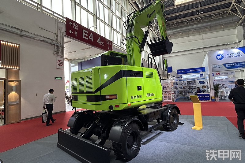 詹阳重工JYL608-D挖掘机展会( )