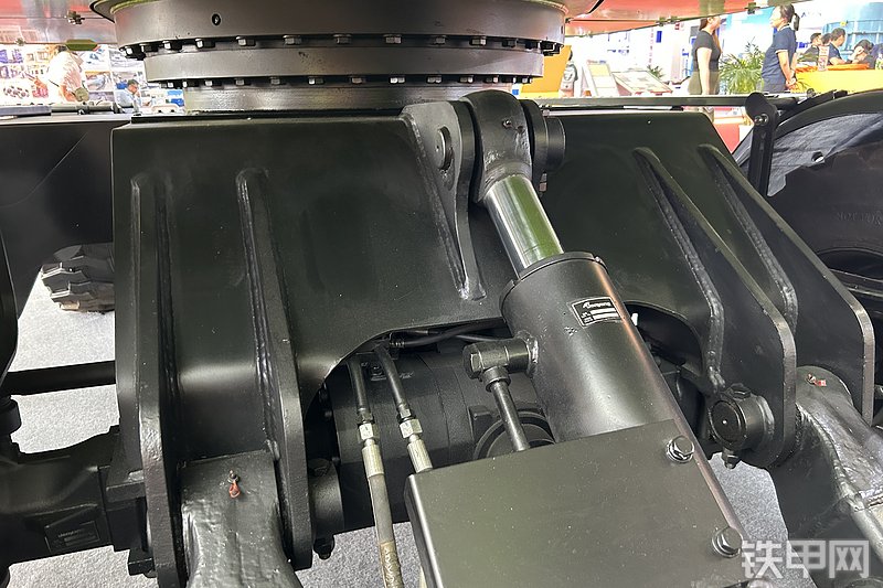 詹阳重工JYL608-D挖掘机展会( )