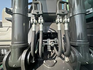 中联重科ZE210G挖掘机展会( )