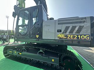 中联重科ZE210G挖掘机展会( )