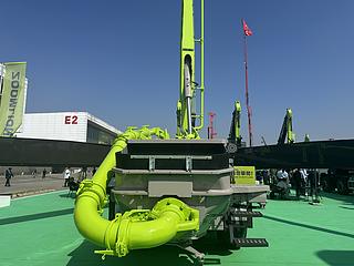 中联重科ZLJ5552THBKF 73X-6RZ泵车展会( )