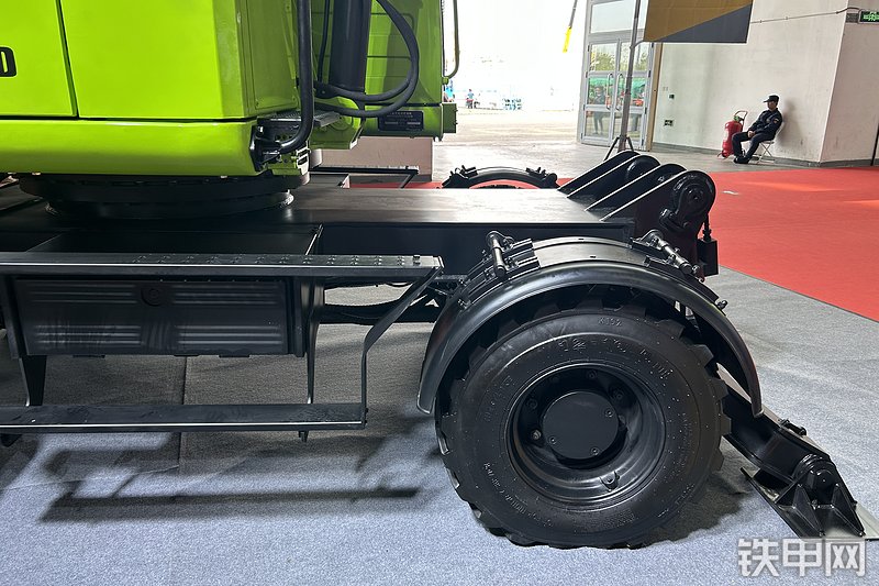 詹阳重工JYL608-D挖掘机展会( )