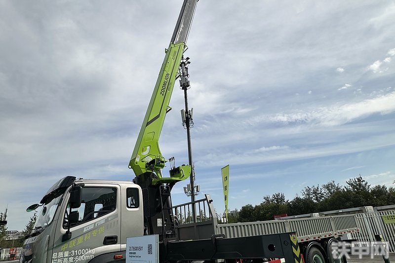 中联重科ZLT3500V501起重机展会( )