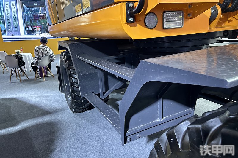 詹阳重工JYL615H-E挖掘机展会( )