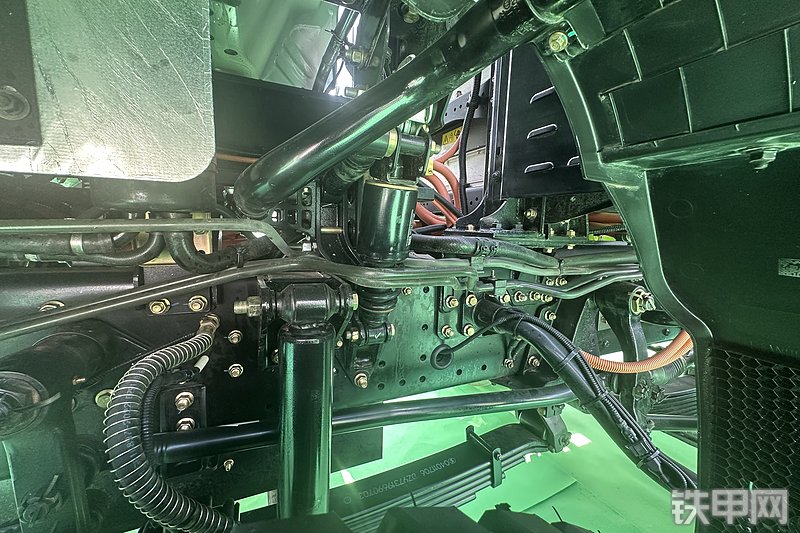 中联重科ZLJ5310GJBLBEV1-8FD搅拌运输车展会( )