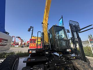 太重集团TZ150W挖掘机展会( )