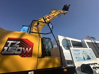 太重集团TZ150W挖掘机展会( )