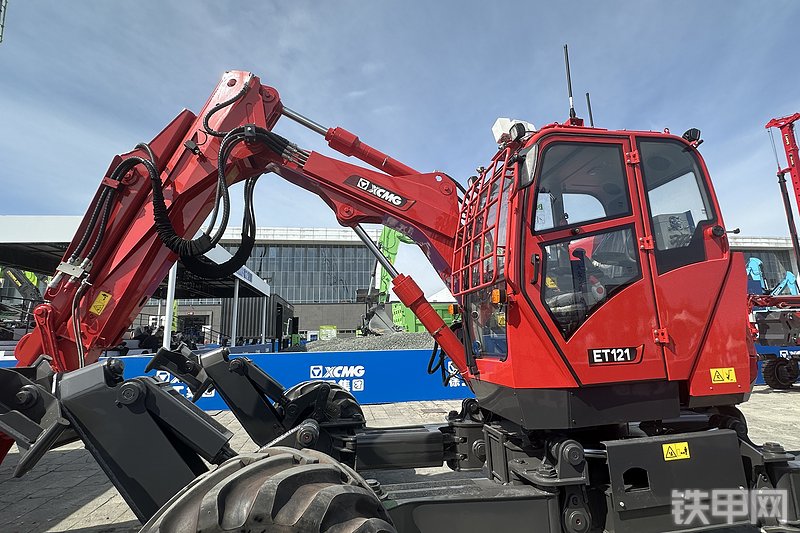徐工ET121挖掘机展会( )