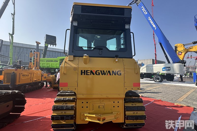 恒旺集团HW08DH-BE推土机展会( )