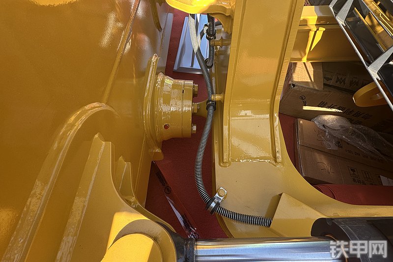 恒旺集团HW08DH-BE推土机展会( )