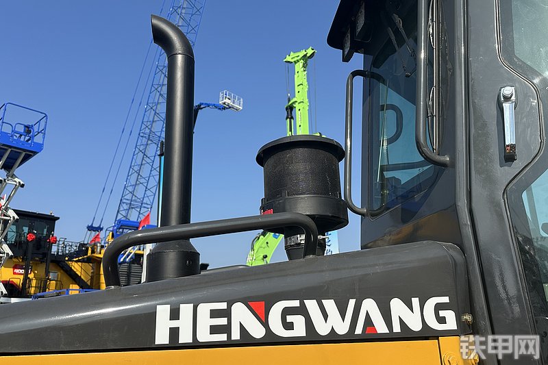 恒旺集团HW08DH-BE推土机展会( )