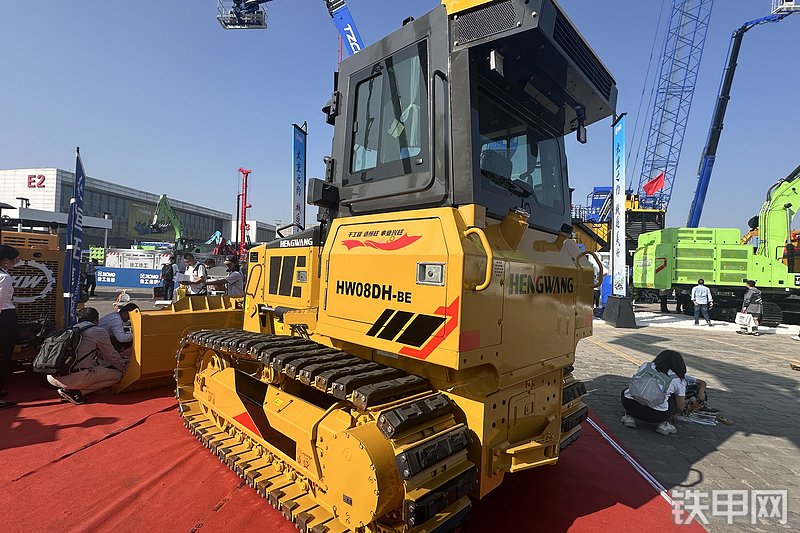 恒旺集团HW08DH-BE推土机展会( )