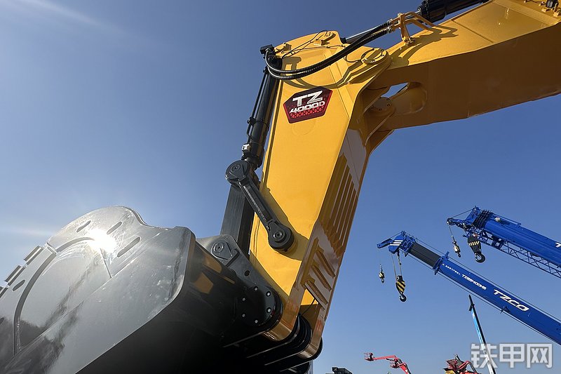 太重集团TZ4000挖掘机展会( )