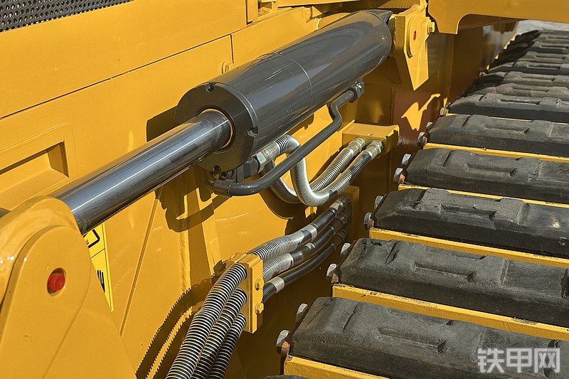 恒旺集团HW08DH-BE推土机展会( )