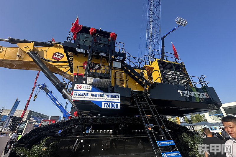 太重集团TZ4000挖掘机展会( )