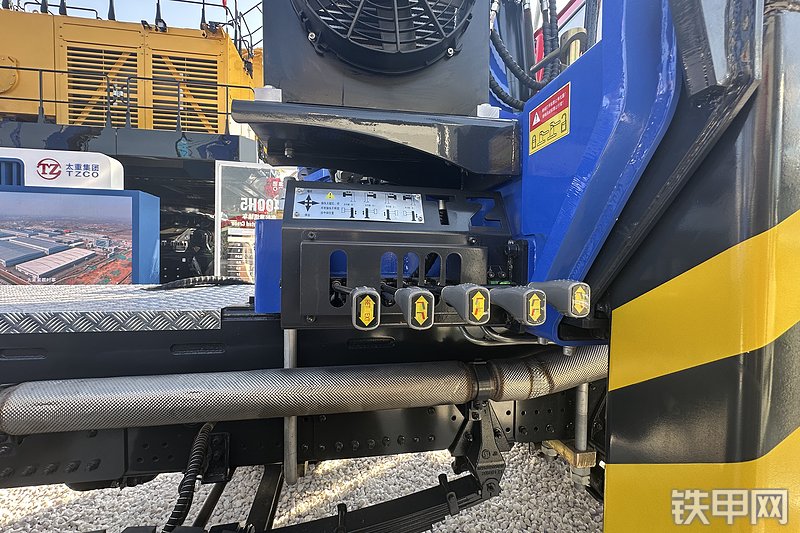 太重集团TZGS400H5起重机整机外观