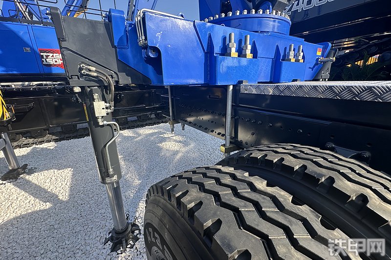 太重集团TZGS400H5起重机整机外观