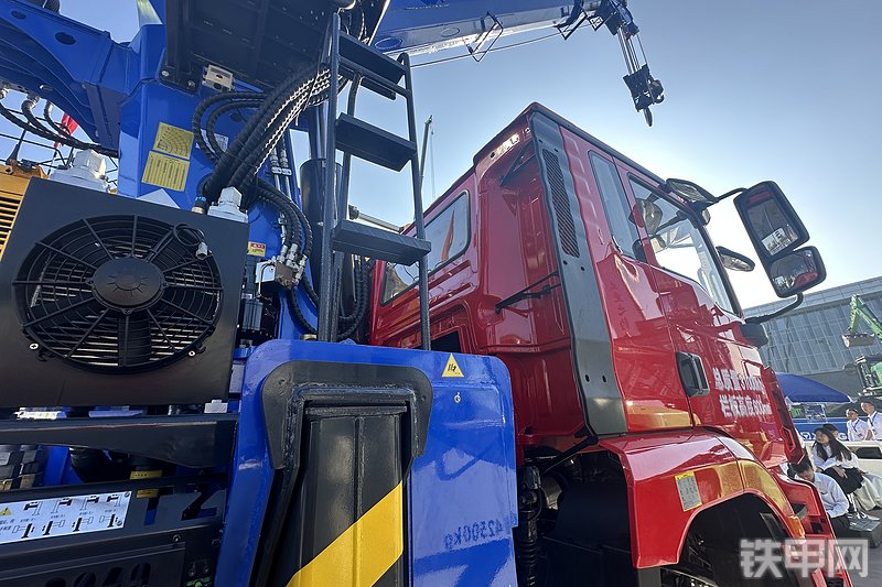 太重集团TZGS400H5起重机整机外观