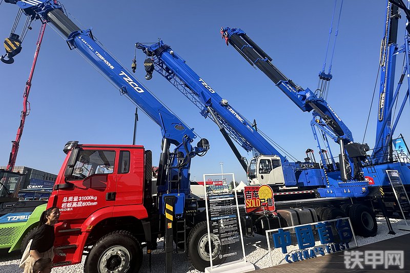 太重集团TZGS400H5起重机整机外观