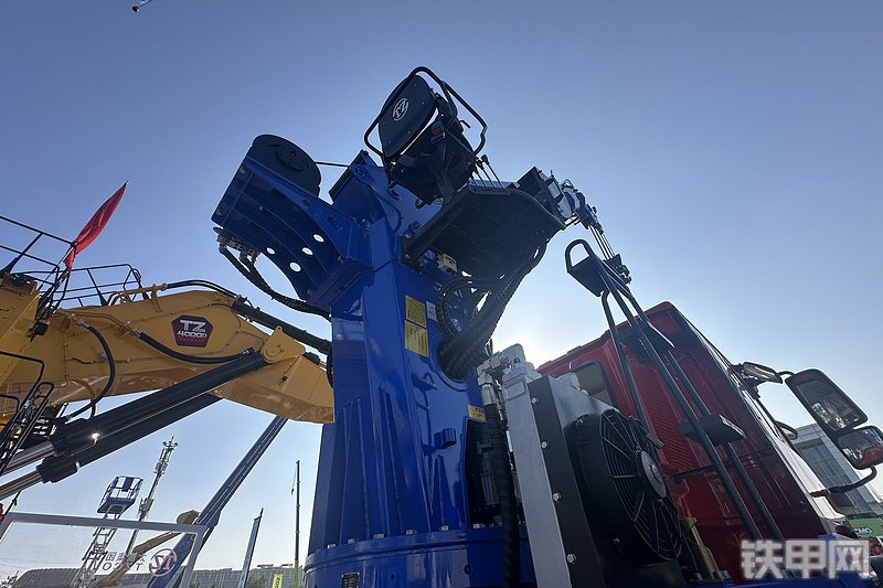 太重集团TZGS400H5起重机整机外观