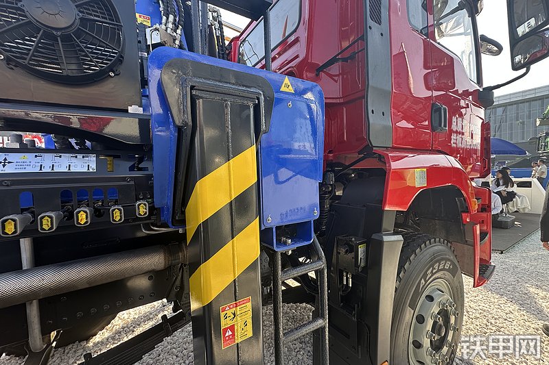 太重集团TZGS400H5起重机整机外观