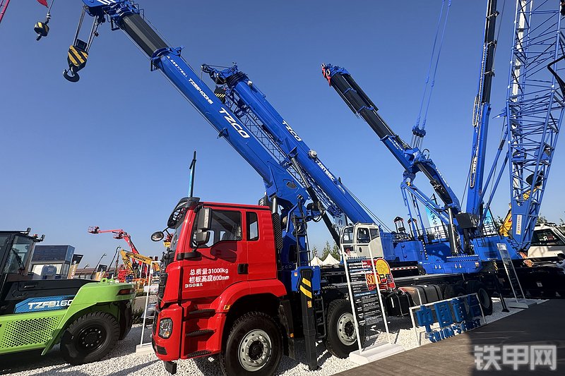 太重集团TZGS400H5随车起重机