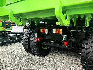 柳工DW105AE非公路自卸车整机外观