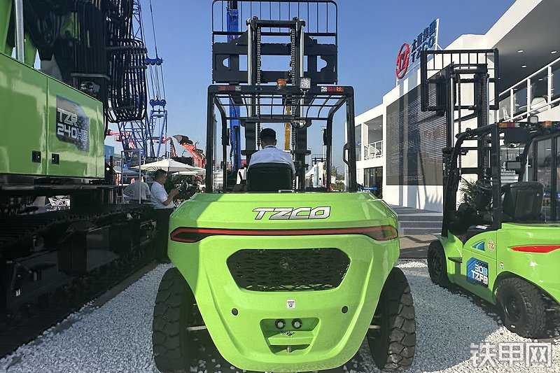 太重集团TZFB70叉车整机外观