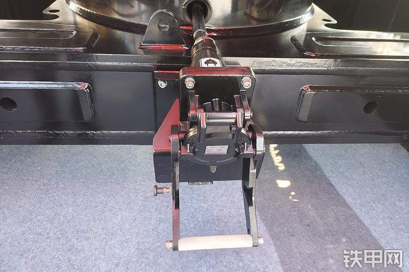 三一重工SR275E旋挖钻整机外观