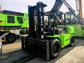 柳工CPD100-EYH叉车整机外观