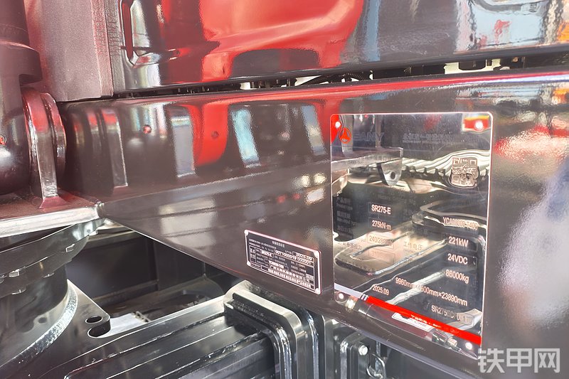 三一重工SR275E旋挖钻整机外观