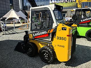 柳工 335C 滑移装载机图片