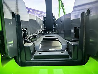 柳工LT26JE-C+高空作业机械整机外观