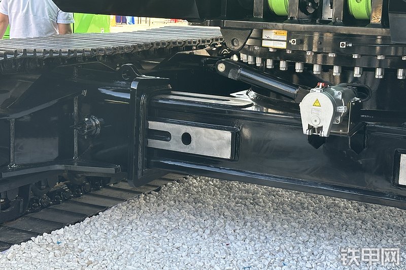 太重集团TZR240HE旋挖钻整机外观