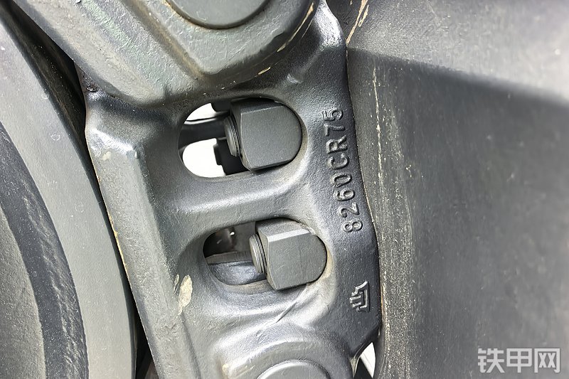 柳工975FMAX挖掘机整机外观