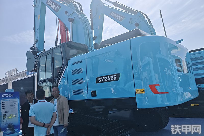 三一重工SY60E挖掘机整机外观