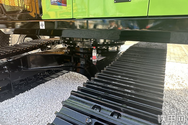 太重集团TZ350EH挖掘机整机外观