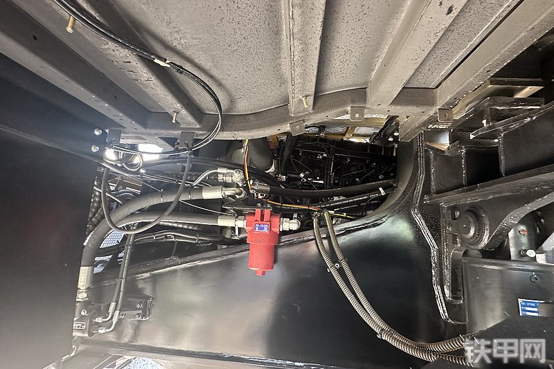 太重集团TZK160DE非公路自卸车整机外观