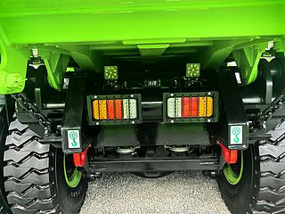 柳工DW105AE非公路自卸车整机外观