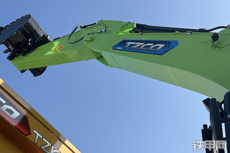 太重集团TZ350EH挖掘机整机外观