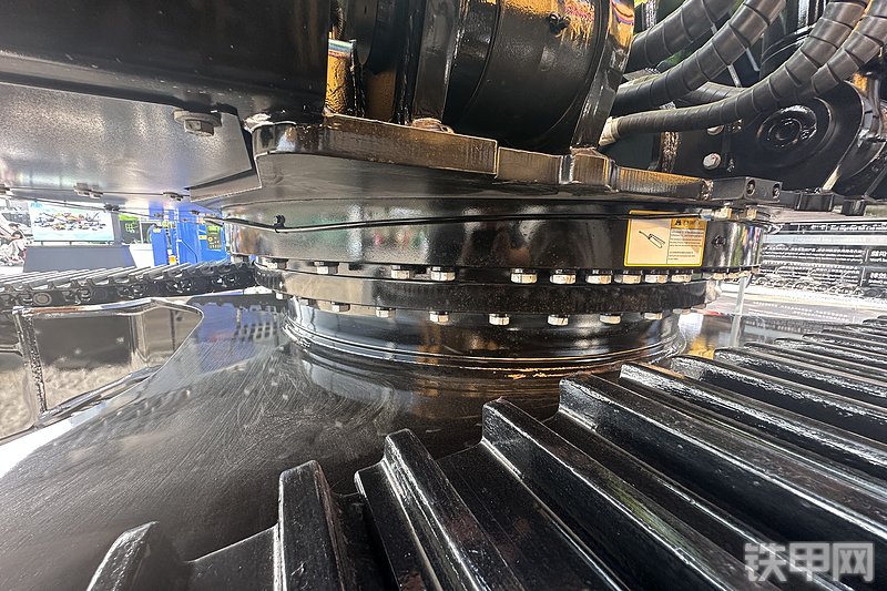 太重集团TZ350EH挖掘机整机外观